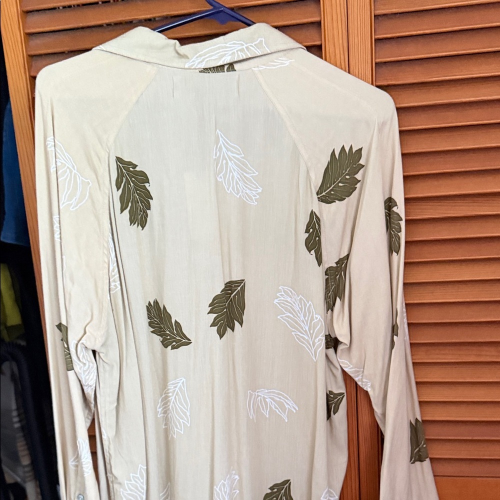 Sig Zane Beige and brown Leaf Print Blouse - Picture 7 of 7